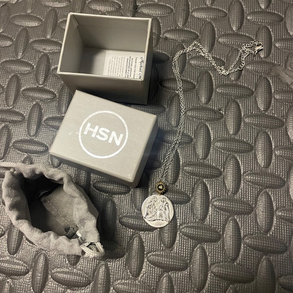 Michael Anthony Sterling Silver Religious Pendant Necklace – HSN – Vintage Style - Picture 2 of 2